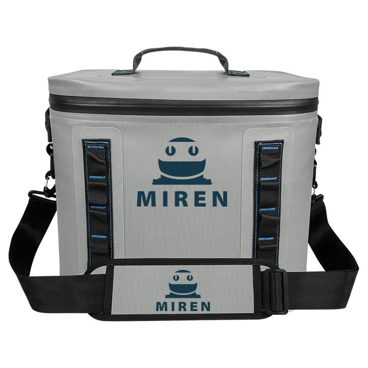Grigio chiaro 30 lattine Soft Sided Cooler impermeabile per campeggio Picnic OEM ODM